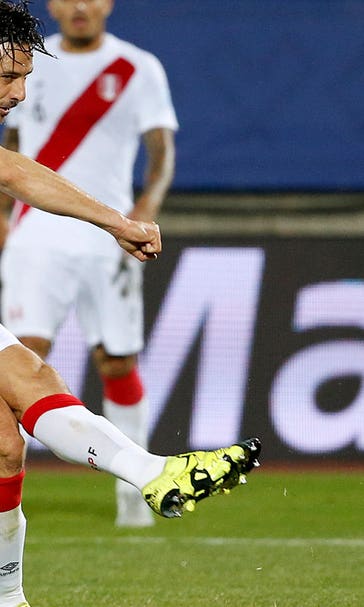 Pizarro fires Peru over 10-man Venezuela to claim critical Copa America victory